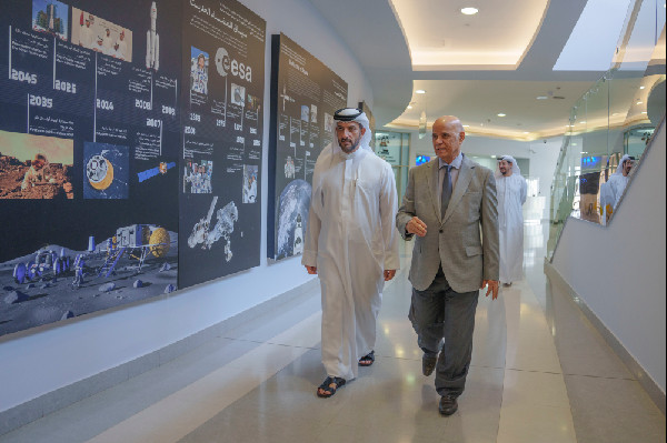 Sultan bin Ahmed Reviews SAASST Developments