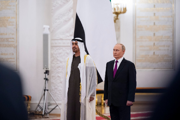 UAE and Russia Discuss Strategic Partnership