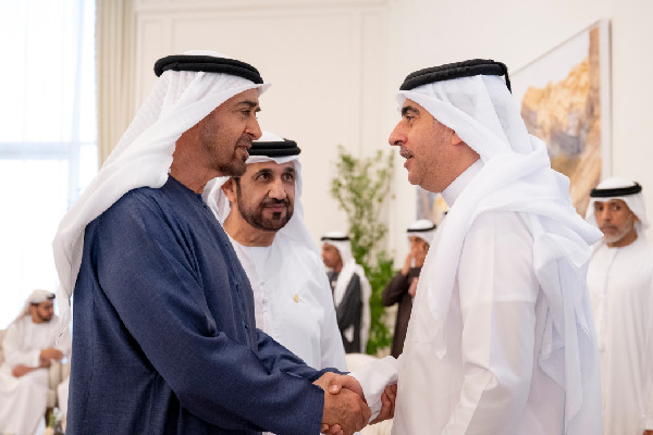 Sheikh Mohamed Welcomes Arab Parliament Delegation