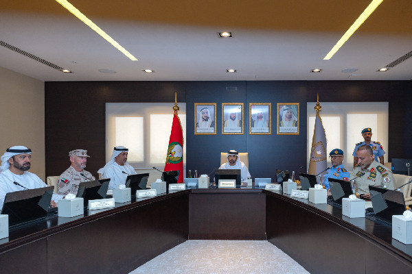 Hamdan bin Mohammed Leads Defence Council Meeting
