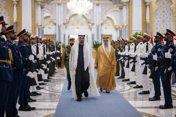 UAE President Welcomes New Ambassadors