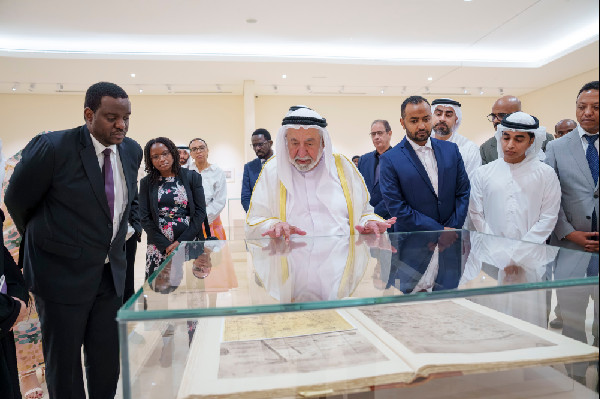 Sharjah Ruler Meets First PhD Students at GSU