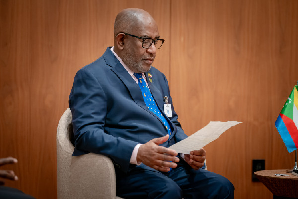 Abdullah bin Zayed Meets Comoros President