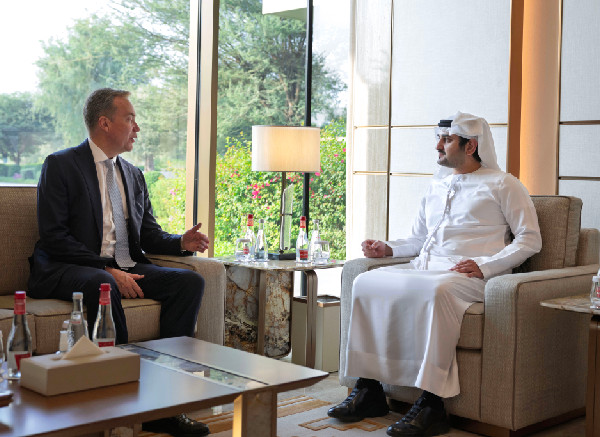Maktoum bin Mohammed Hosts WEF President