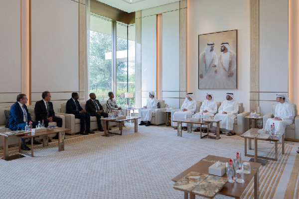 Maktoum bin Mohammed Meets Standard Bank Chairwoman