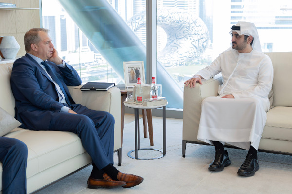 Maktoum bin Mohammed Meets Eldridge CEO