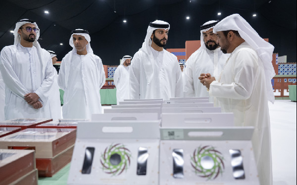 Hazza bin Hamdan Visits Al Dhafra Festival