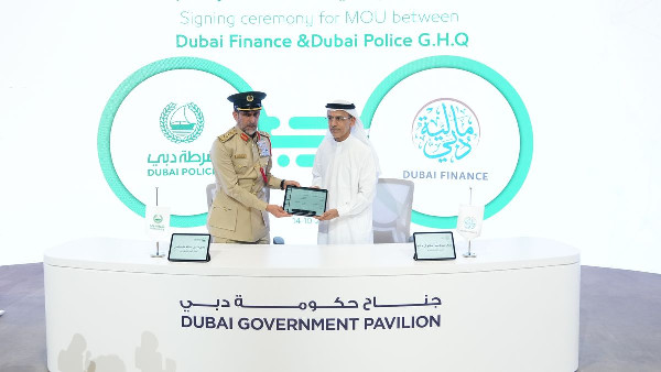 Dubai Police and DoF Enhance Cashless Strategy Dubai Police and DoF Enhance Cashless Strategy