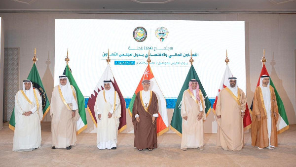 UAE Attends GCC Economic Meeting in Kuwait UAE Attends GCC Economic Meeting in Kuwait