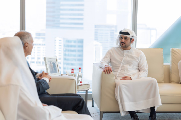 Maktoum Meets HSBC CEO to Discuss Growth