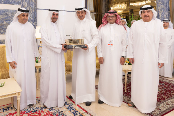 Sheikh Hamad Al Sharqi Hosts Mining Conference Guests