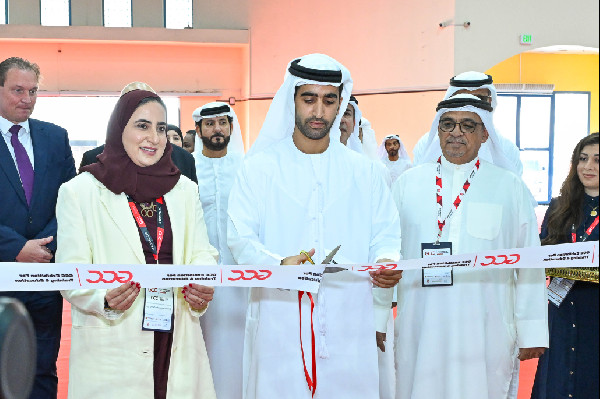 Sheikh Saqr Opens Gulf Education Exhibition