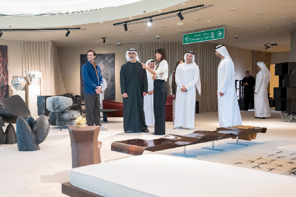 Khaled Visits NOMAD Abu Dhabi Art Fair