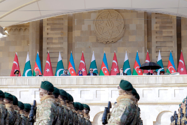 UAE's Hamdan bin Mohammed at Azerbaijan's Victory Day