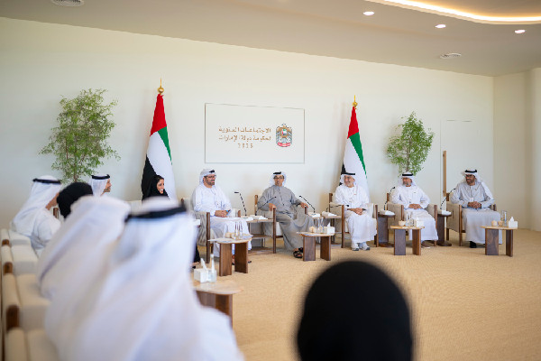 Mansour bin Zayed Leads Key Government Meeting