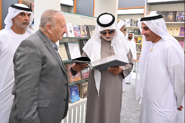 Nahyan bin Mubarak at Al Ain Book Festival