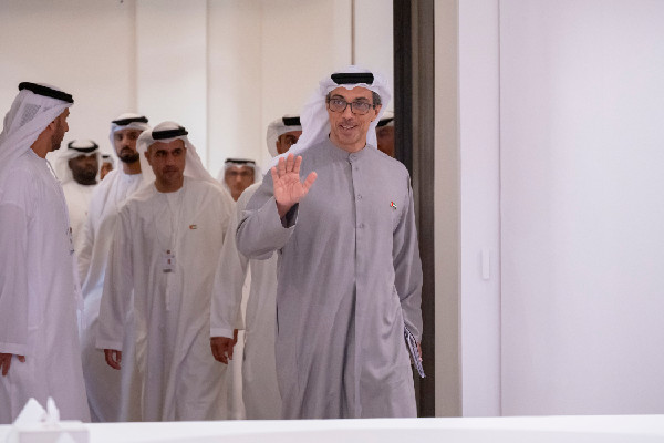 Mansour bin Zayed Meets Executive Council Secretaries