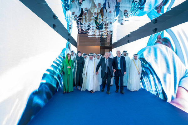 Sultan Al Qasimi Funds Magdi Yacoub Valve Project