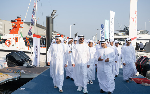 Sultan bin Hamdan Visits Abu Dhabi Boat Show
