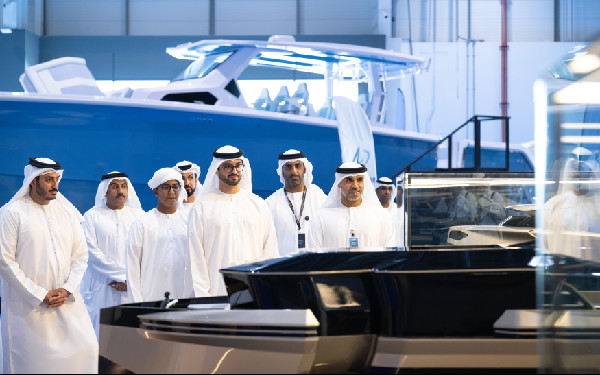 Sultan bin Hamdan Visits Abu Dhabi Boat Show