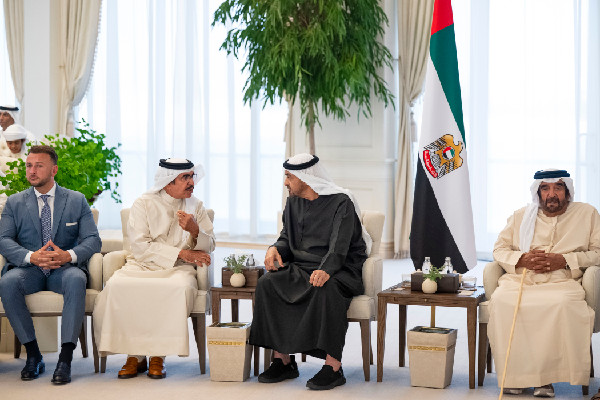 UAE President Hosts Security Alliance Meeting