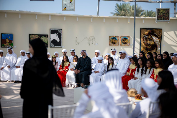 Khaled bin Mohamed Visits Student Art Exhibition
