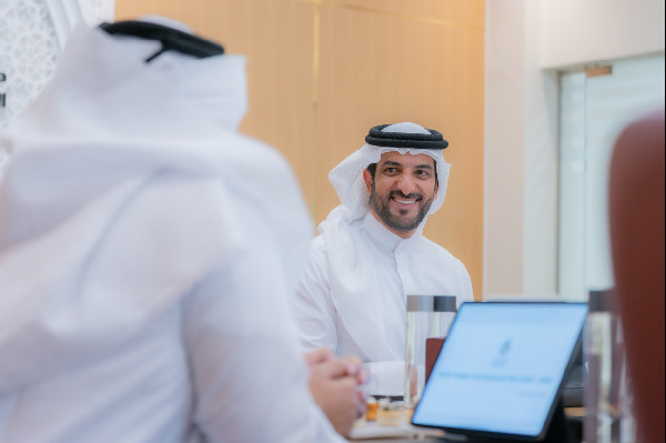 Sultan bin Ahmed Chairs SNOC Meeting