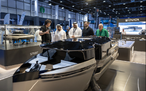 Hamdan bin Zayed at Abu Dhabi Boat Show