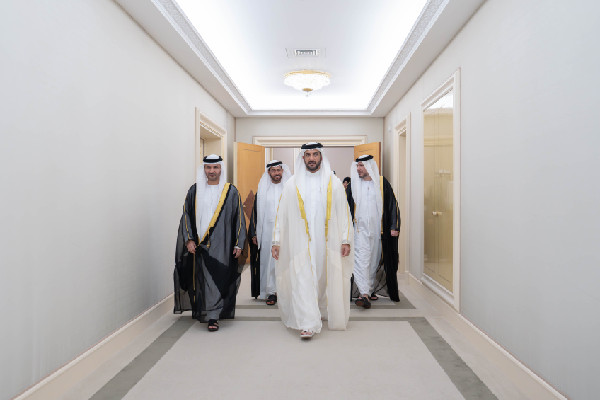 Sharjah swears in 63 judges and advisors