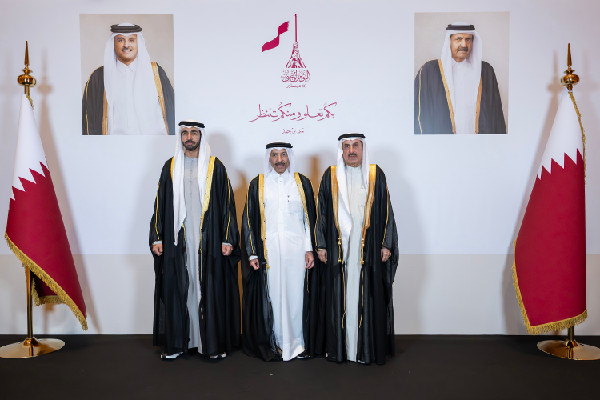 Ghobash Attends Qatar National Day Reception