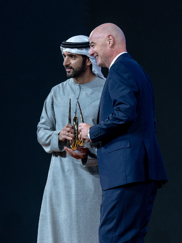 Hamdan Meets FIFA at Dubai Summit
