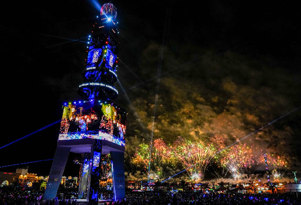 UAE 2026 New Year Fireworks and Drone Displays