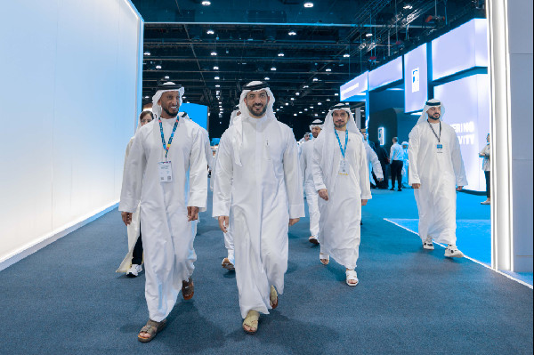 Sultan bin Ahmed Visits BRIDGE Summit 2025