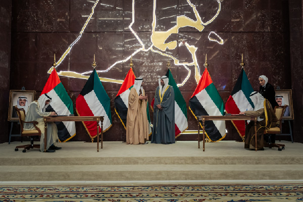 UAE-Kuwait Sign Five MoUs