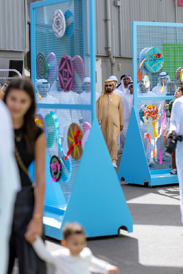 Mohammed bin Rashid visits Al Quoz Arts Festival