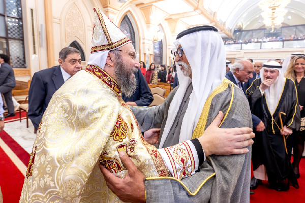 UAE Minister Attends Christmas in Abu Dhabi