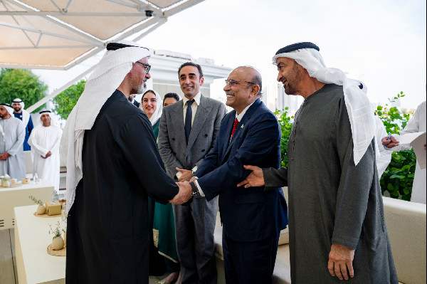 UAE Pakistan Discuss Ties and CEPA UAE Pakistan Discuss Ties and CEPA