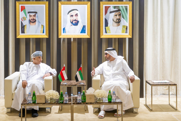 UAE Oman hold first consular talks