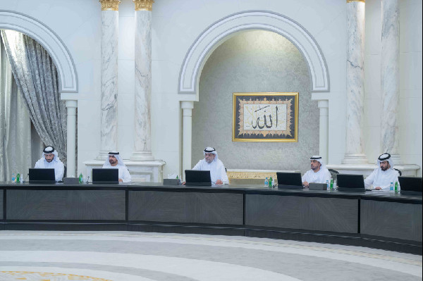 Sharjah SEC reviews services and projects