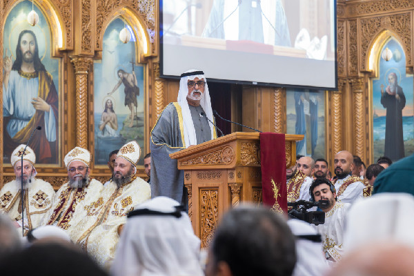 UAE Minister Attends Christmas in Abu Dhabi