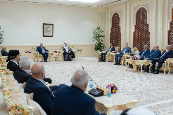 Sharjah Ruler Meets Beirut ALA Founders