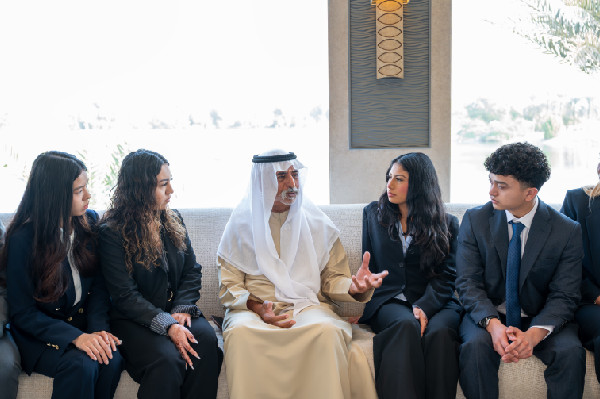 Menlo College students in UAE immersion