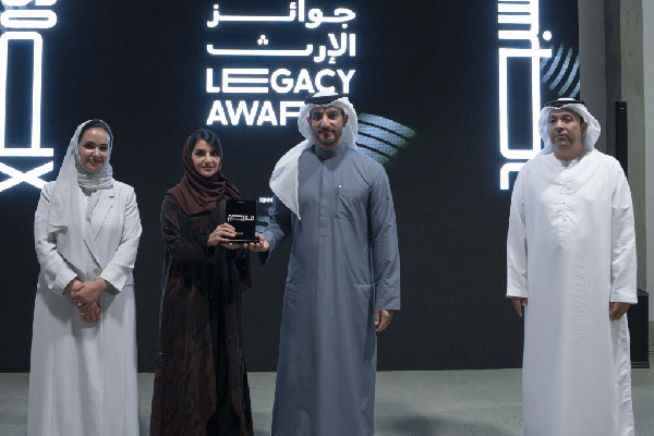 Sultan bin Ahmed Attends Xposure Closing